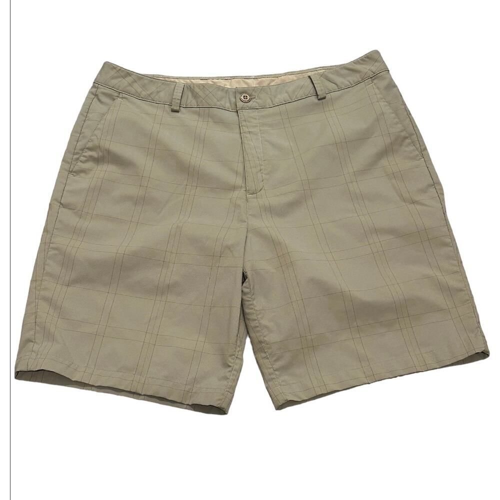Under Armour Size 38 Plaid Mens Golf Shorts
